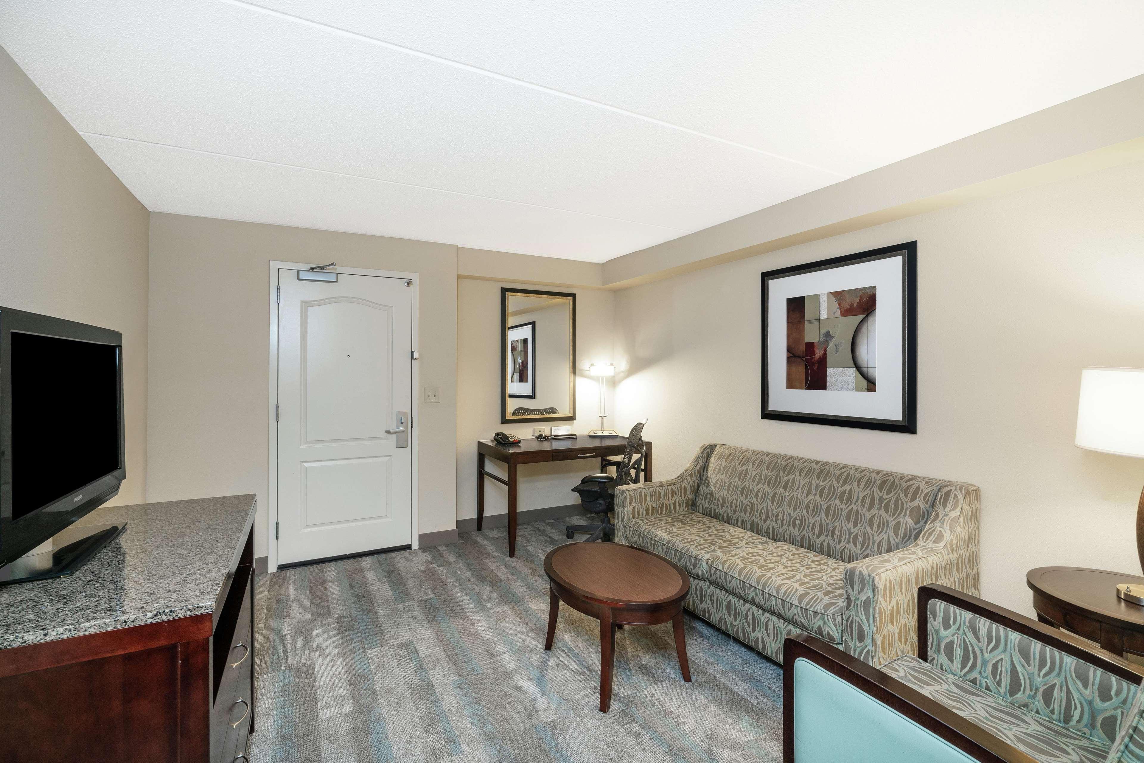 Hilton Garden Inn Richmond Airport Sandston Exterior foto