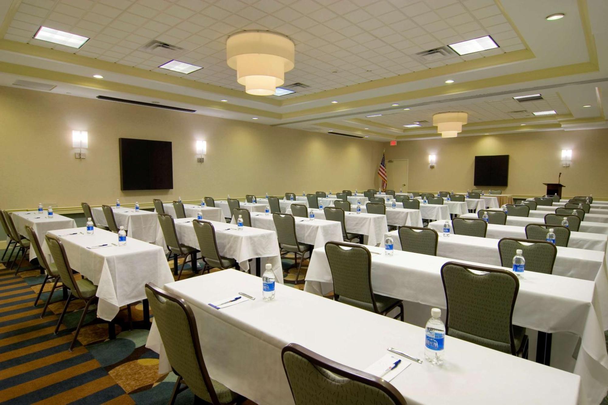 Hilton Garden Inn Richmond Airport Sandston Exterior foto